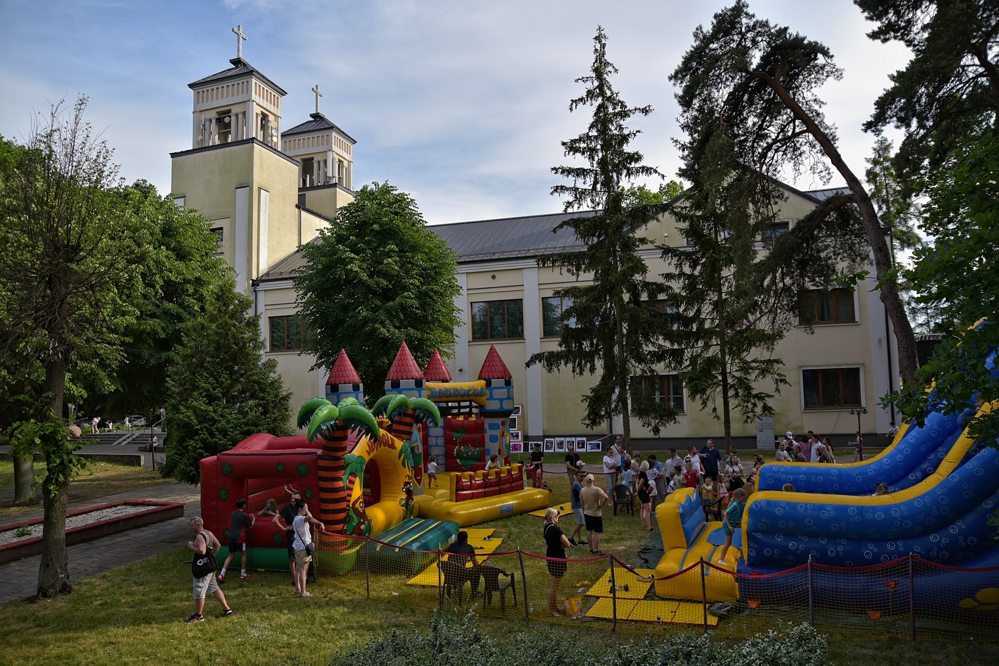 Głosków: Miejsce tętniące życiem